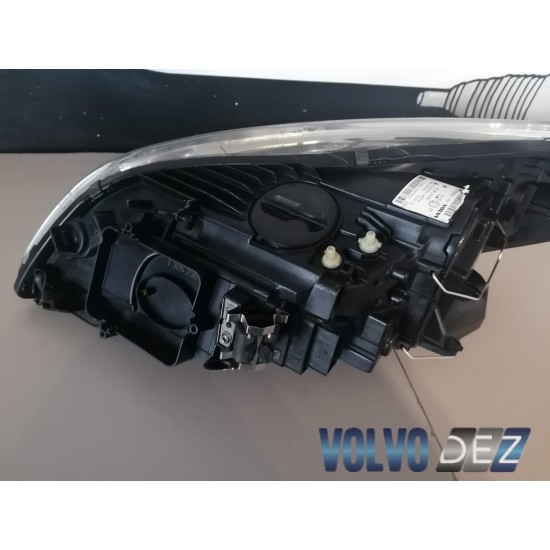 Headlight right halogen VOLVO C30 31299821