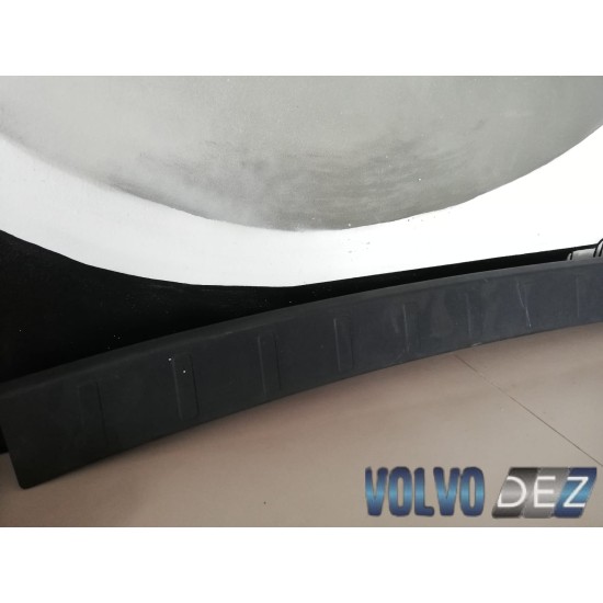 Rear bumper step pad Volvo V70 30698150