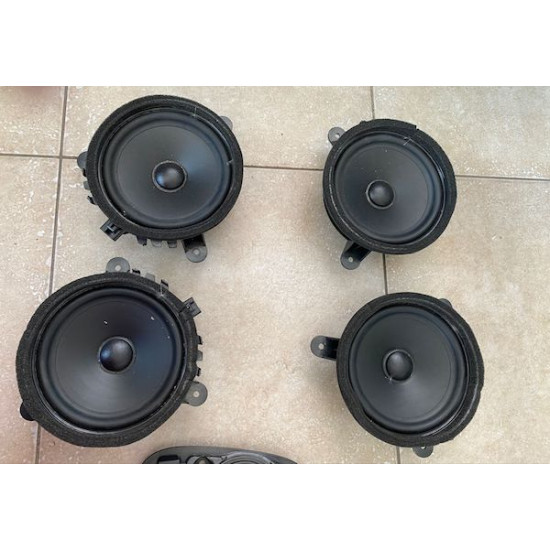 Sistem Audio Dynaudio Volvo V60 S60 S80 XC60 XC70 31409617 30775193 31252157 8676891 8676892 8676893 8676894 8676895