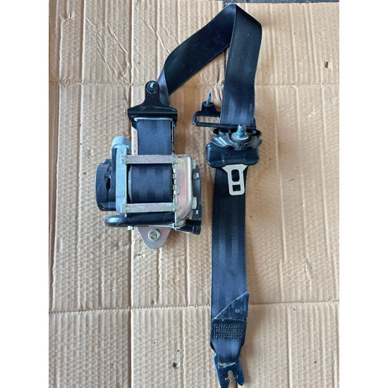 Front right seatbelt Volvo V60 S60 39818843, 39800482