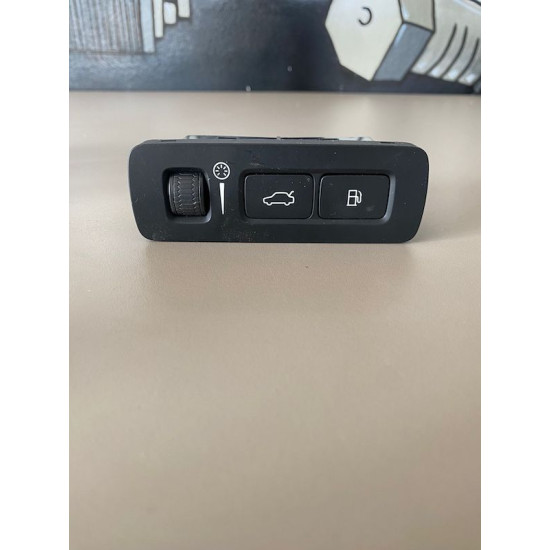 Boot/light switch button Volvo XC40 31443874