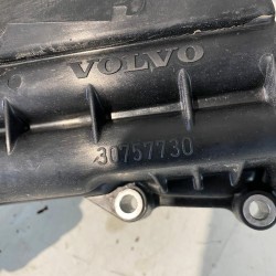 Oil filter housing Volvo V40 V70 S60 S80 XC60 XC70 V40 2014+ 30757730
