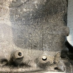 Baie de ulei Volvo XC60 XC70 V70 S60 31316978 313169781-AA