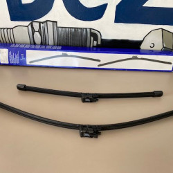 Windshield heated wiper blade NEW Volvo XC60 2018+ 31490720