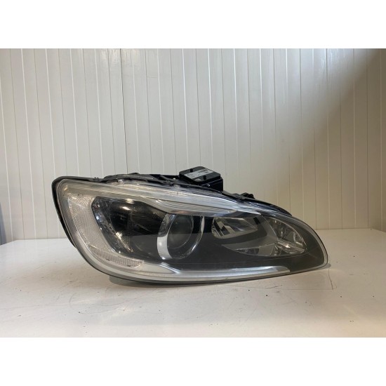 Right headlight xenon 8 pins LHD VOLVO S60 V60 FACELIFT 2014+ 31395903 31698819 