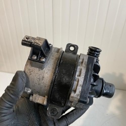 Additional water pump VOLVO V60 D6 HYBRID 2014+ 31293979