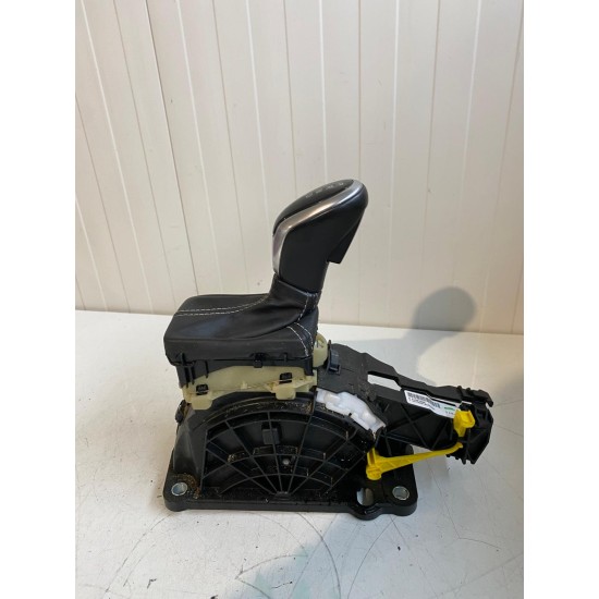 Automatic gear selector Volvo V60 D6 HYBRID 2014+ 31367588 31367486