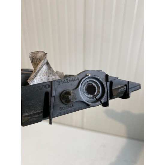 Front right bumper bracket Volvo V60 S60 2014-2017 31323833 31425464