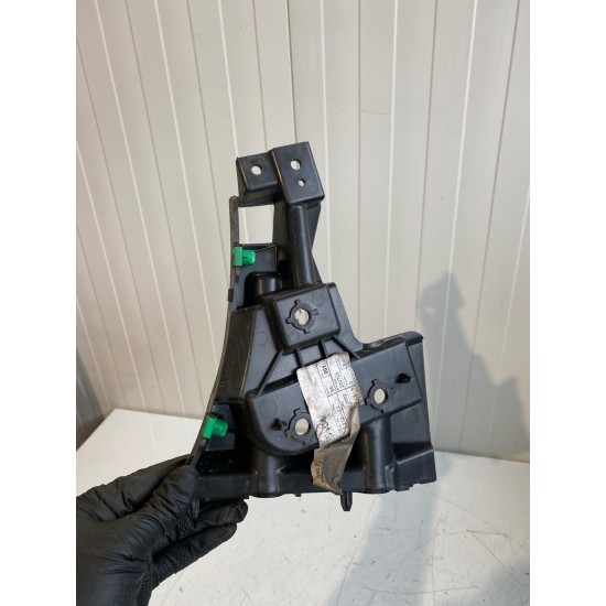 Front right bumper bracket Volvo V60 S60 2014-2017 31323833 31425464