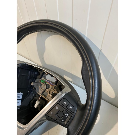 Steering wheel leather with chrome VOLVO S60 V60 V40 XC70 31250592 31390121 31470183