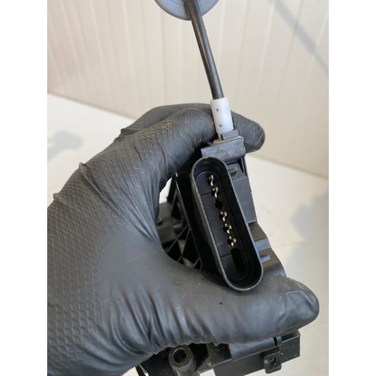 Front right door lock mechanism Volvo S60 V60 31301739 31349860