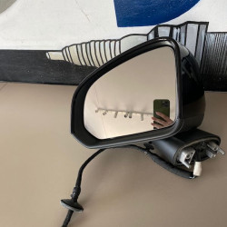 Left Mirror 7 fire Volvo XC40 