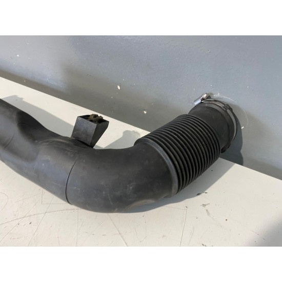 Hose VOLVO V40 V40CC 2012-2019 31338661
