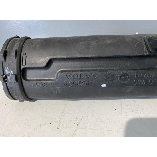Hose VOLVO V40 V40CC 2012-2019 31338661 Hose VOLVO V40 V40CC 2012-2019 31338661