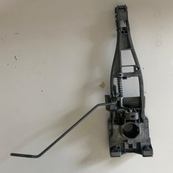 Front left door handle bracket Volvo XC90 30753957