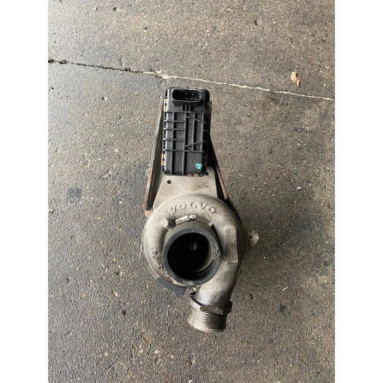 Turbocharger 185CP Volvo XC90 XC70 V70 S60 31293507 36001171 30757080