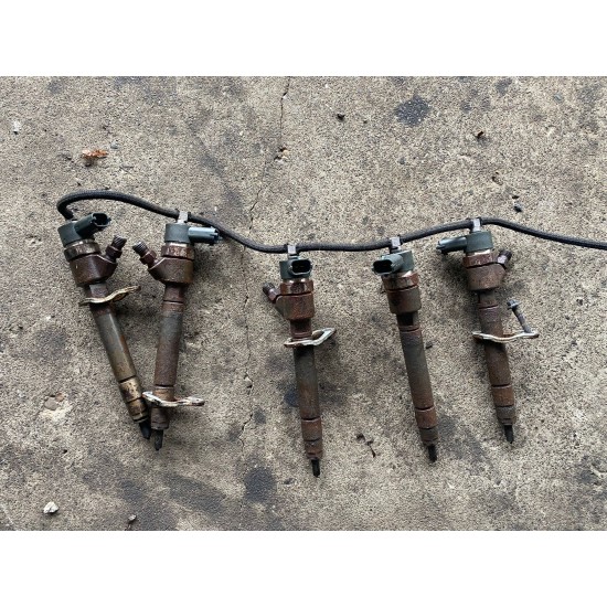 Injectors Volvo XC90 XC70 V50 V70 30750283 8603595 30637375 30750282 30731567
