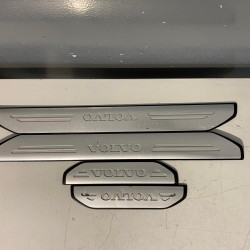 Set ornamente exterioare prag VOLVO XC60 30721136 31265141 31265140