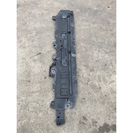 Shield right pipes under the car Volvo XC60 V90 V60 XC90 V60CC 32260495