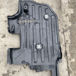 Right side cover underbody VOLVO V60CC 32289319