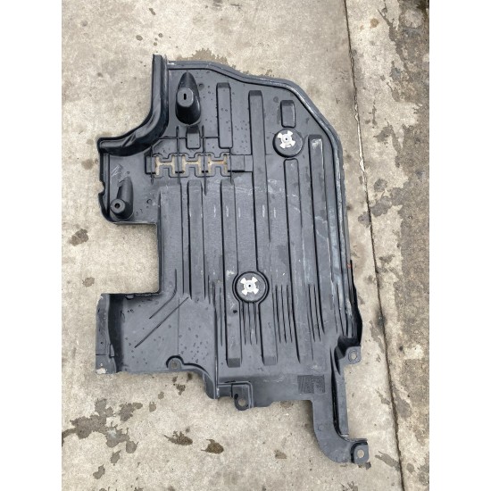 Right side cover underbody VOLVO V60CC 32289319