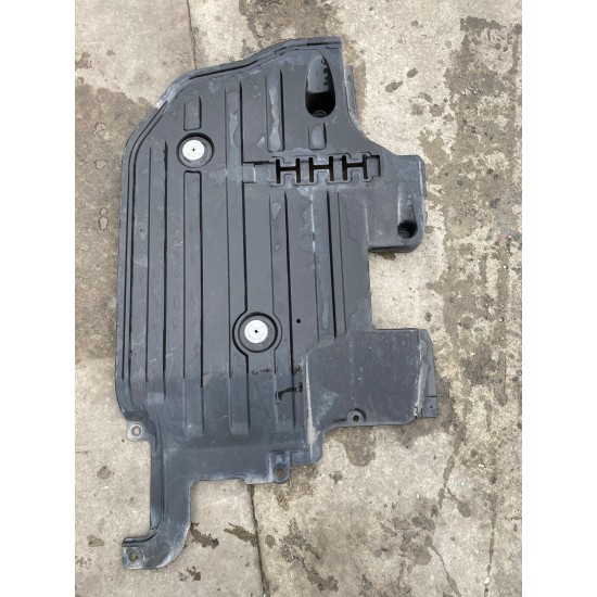 Right side cover underbody VOLVO V60CC 32289319