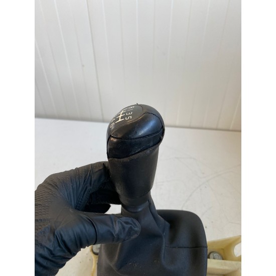 Schimbator viteze manual VOLVO S40 V50 30711902 31325014