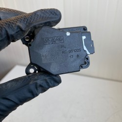 Motoras recirculare aeroterma Volvo S40 V50 C30 V40 4N5H-19E616-6652A 30733779