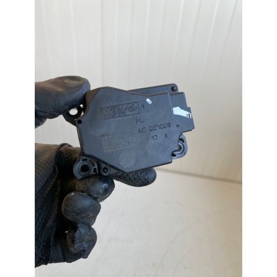 Motoras recirculare aeroterma Volvo S40 V50 C30 V40 4N5H-19E616-6652A 30733779