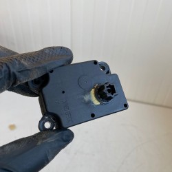 Motoras recirculare aeroterma Volvo S40 V50 C30 V40 4N5H-19E616-6652A 30733779