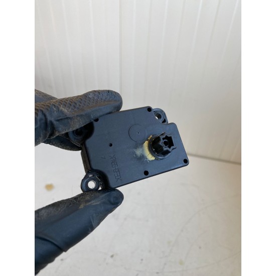 Motoras recirculare aeroterma Volvo S40 V50 C30 V40 4N5H-19E616-6652A 30733779