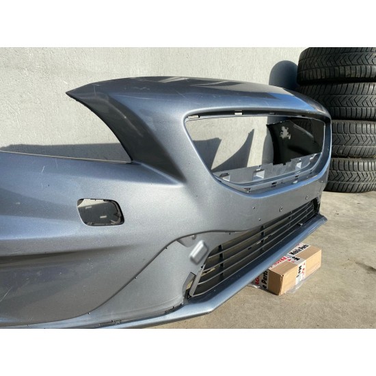 Bara fata cu gauri de spalator Volvo V40 R-Design 31347085