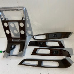 Set trimuri mahon Volvo V60 D6 Hybrid 2014+ 30791862 31343241 30781499 30791307 31389662