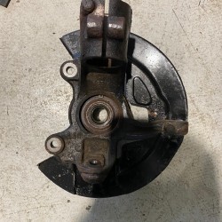 Front right steering knuckle VOLVO V60 D6 HYBRID 6G91-3K170-A 31201286