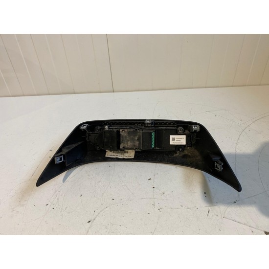 Comanda Radio Volvo XC40 2018+ 31456673 31442606 31456672