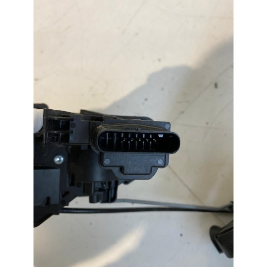 Broasca incuietoare usa fata stanga Volvo S60 V60 S90 V90 XC60 XC90 V60CC XC40 31349890 