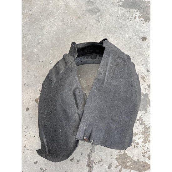 Front left wheel arch liner Volvo V40 31265973