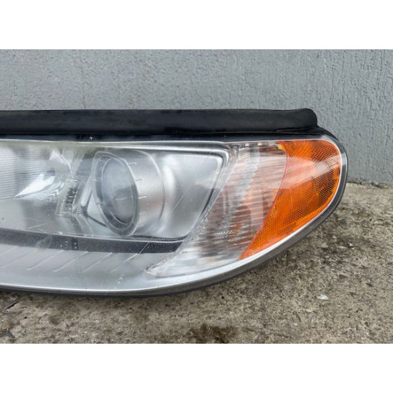 Left Xenon Headlight Volvo S80 V70 XC70 2007-2012 31214349