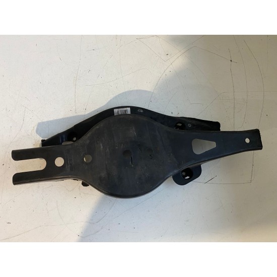 Ornament brat punte spate dreapta Volvo XC40 32221200