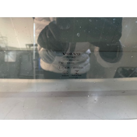Sticla trapa fata VOLVO XC40 2020 31462494