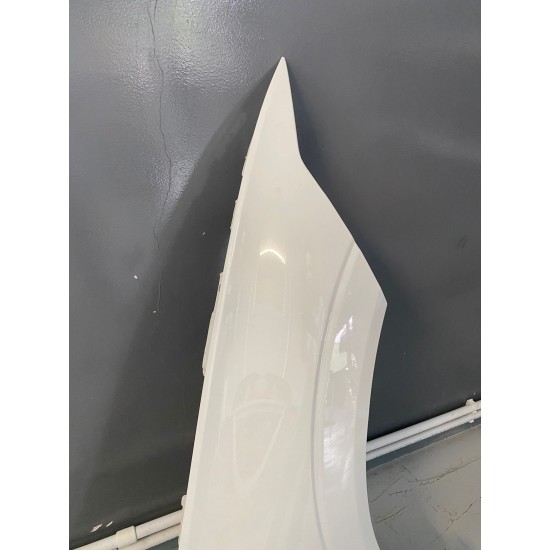 Aripa dreapta fata VOLVO XC60 2018+ 32297442