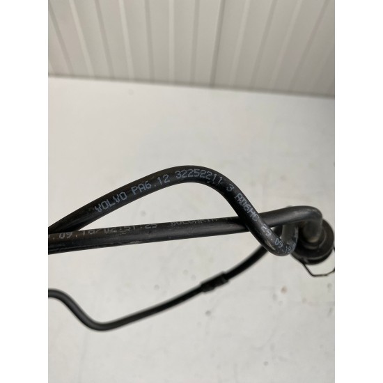 Radiator bleeder hose Volvo XC60 XC90 S60 V60 S90 V90 32252211