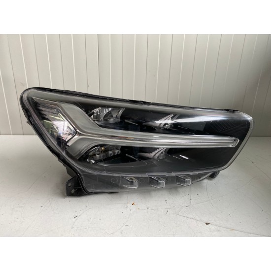 Far dreapta VOLVO XC40 2018+ MID LED 31655991