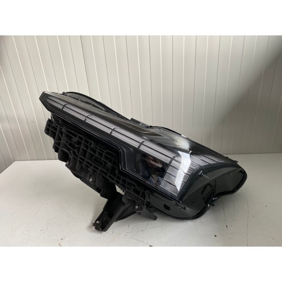 Far dreapta VOLVO EX30 2024 80000401 8891884328 210027/AEEMP