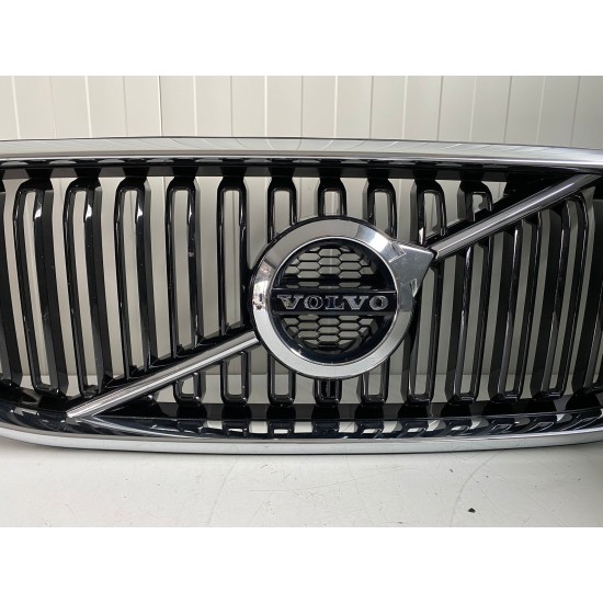 Grila bara fata MOMENTUM Volvo XC60 2018-2022 31425537 31457606
