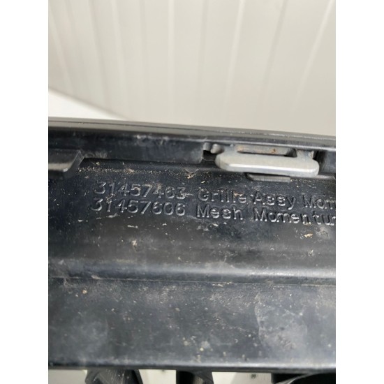 Grila bara fata MOMENTUM Volvo XC60 2018-2022 31425537 31457606