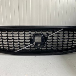 Front bumper grille with camera XC90 FACELIFT 2020-2024 R-DESIGN 32365199 32365187 