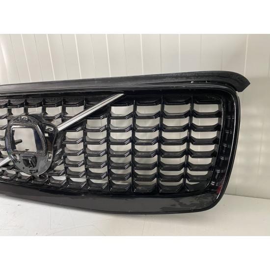 Front bumper grille with camera XC90 FACELIFT 2020-2024 R-DESIGN 32365199 32365187 