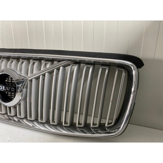Front Bumper Grille Volvo XC90 Inscription 2015-2020 31425936 31425933 31425096 31425020
