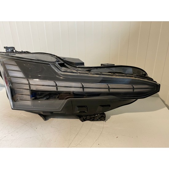 Far dreapta VOLVO EX30 2024+ 80000628 8891884332 210027/AEEMP